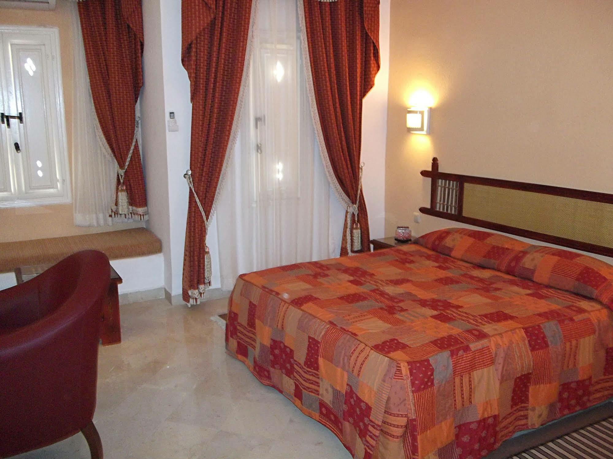 Sun Palm Douz Hotel ภายนอก รูปภาพ